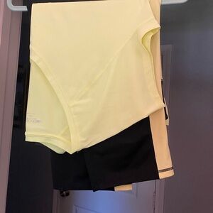 Ideology Blk & Yellow Capri w/Tee